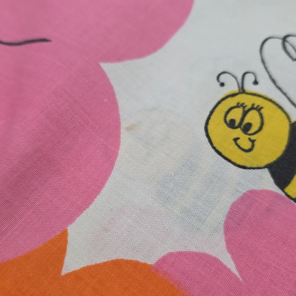 Pillowcase, “Flowers and Bees” by Cannon, Vintage, Monticello 1970s